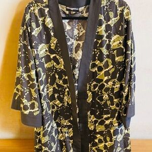 Karl Lagerfeld Black and Green Abstract Kimono